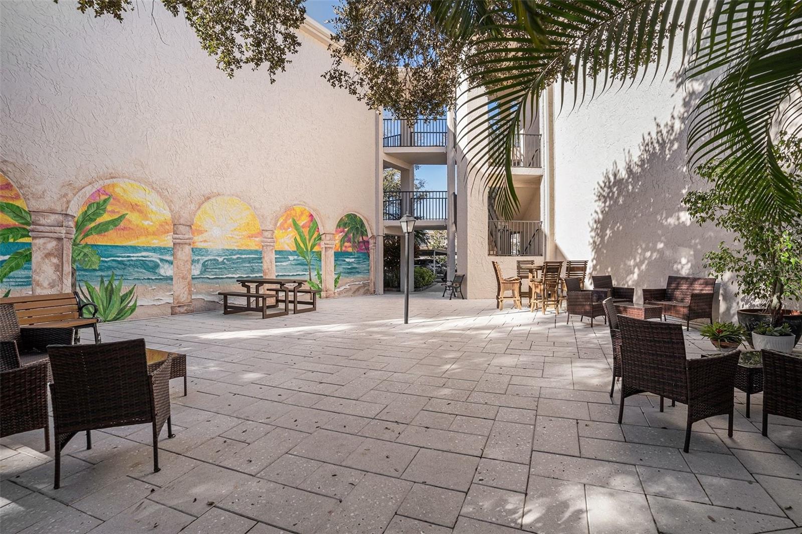 PATRICIAN OAKS - Residential