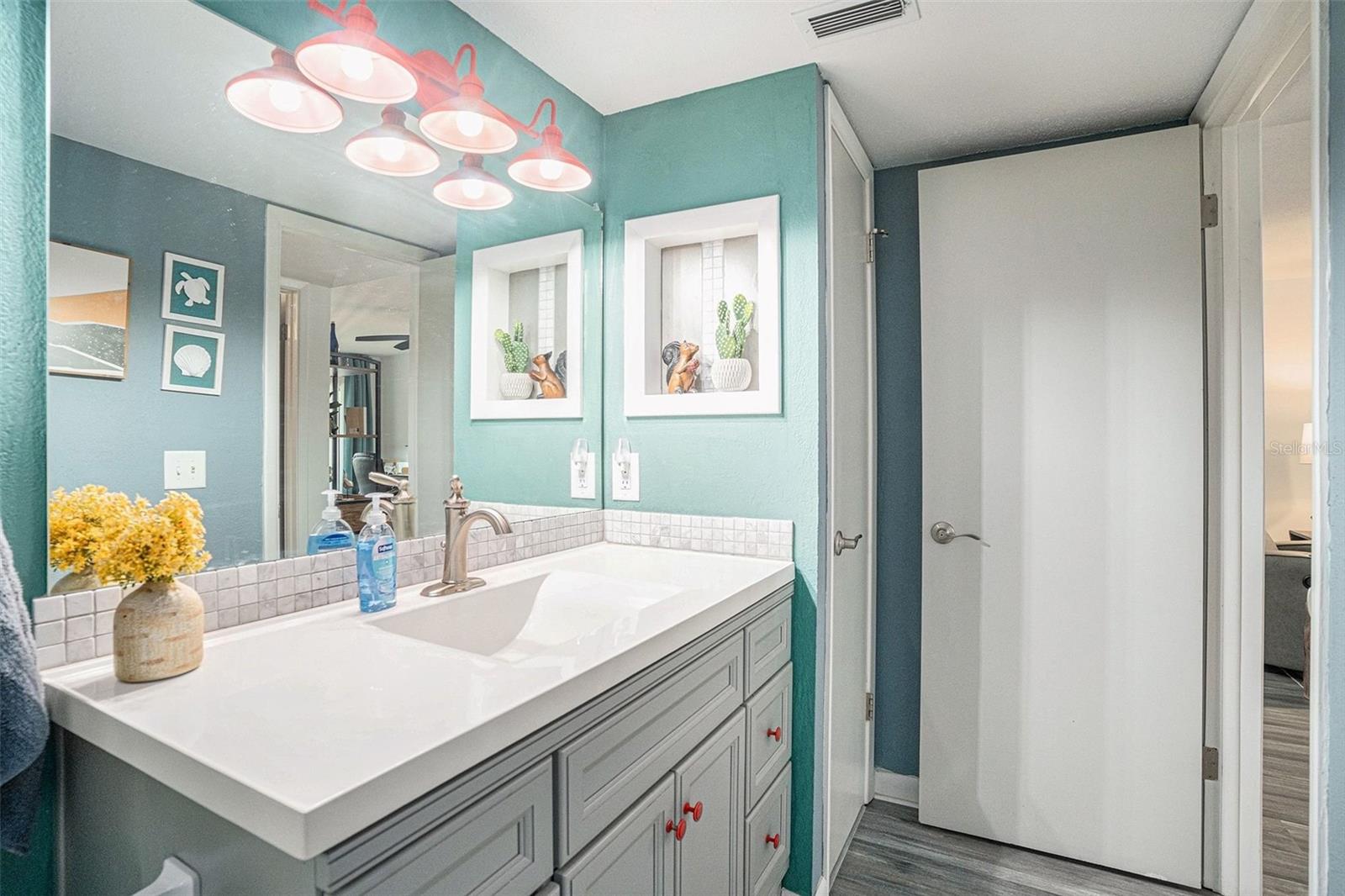 PATRICIAN OAKS - Residential