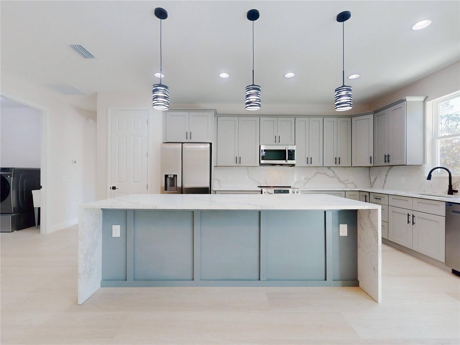 ROLLING HILLS UN 01 - Residential