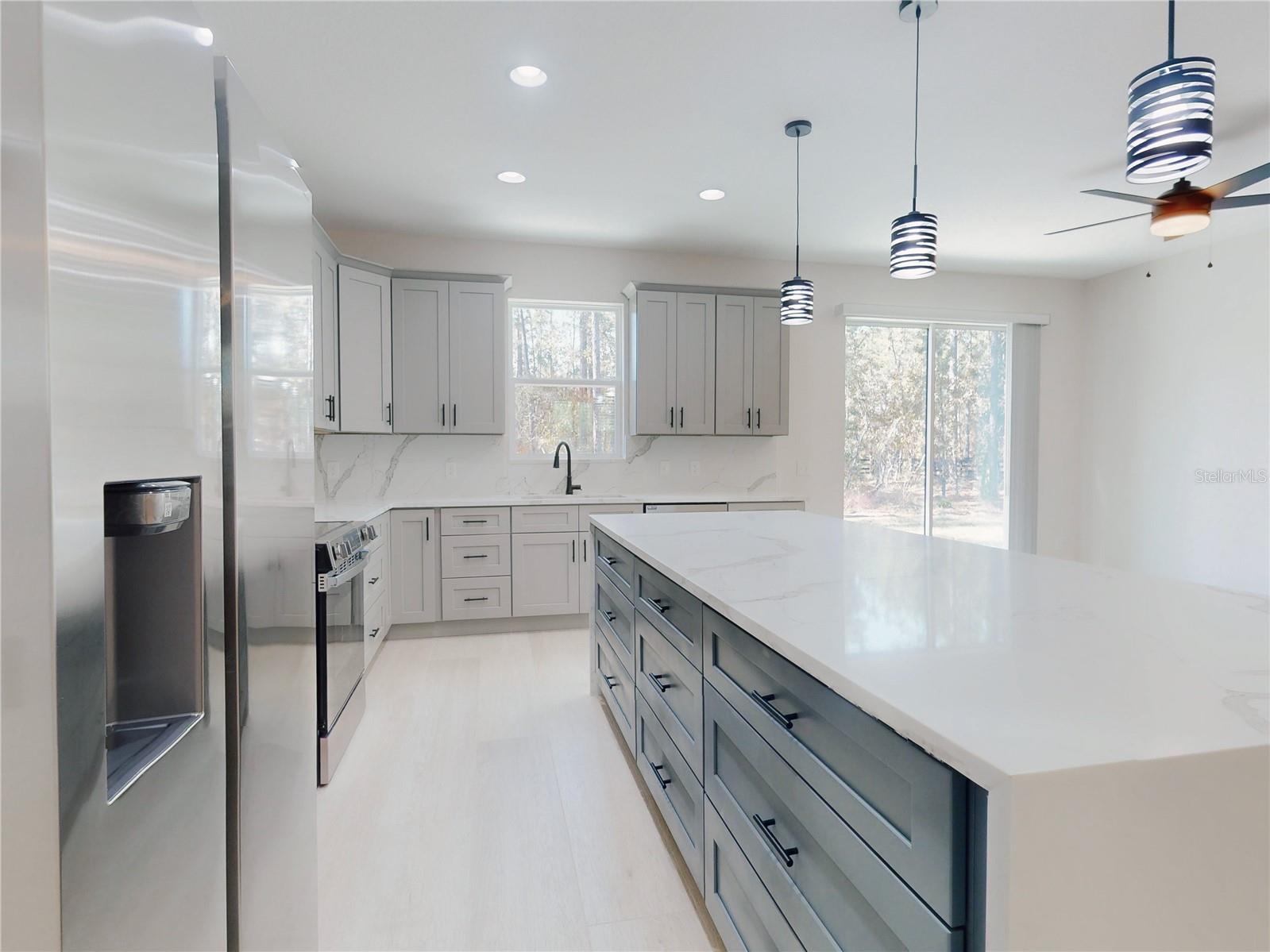 ROLLING HILLS UN 01 - Residential