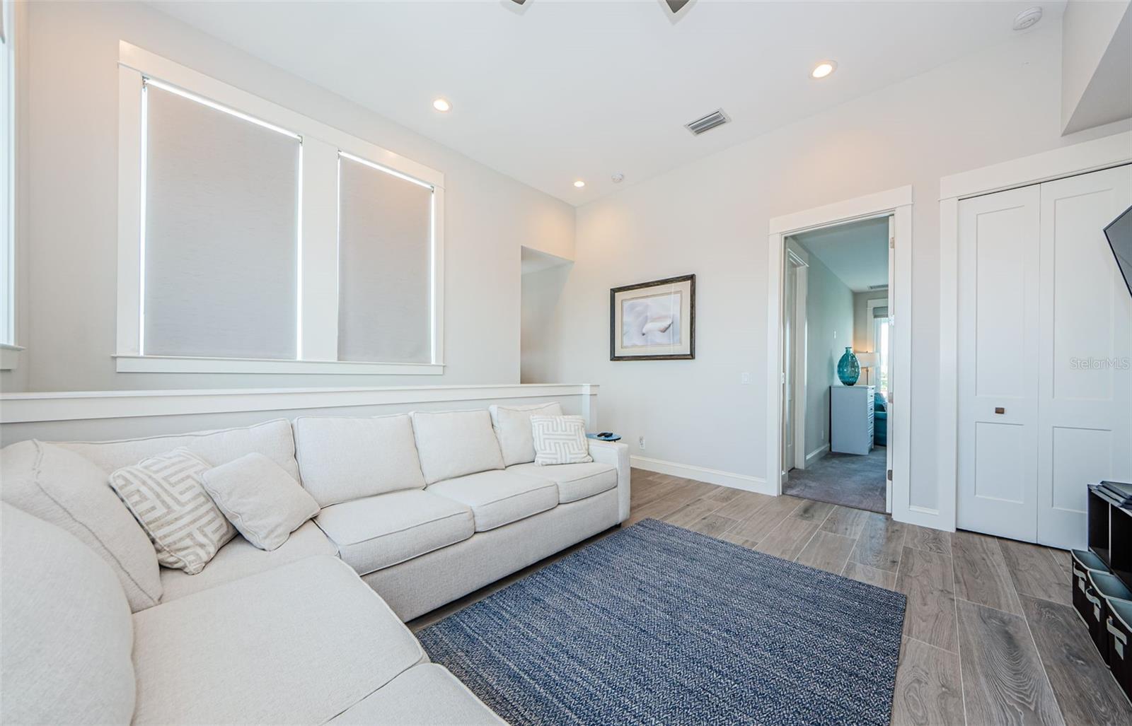 BELLEVUE ESTATES ISLAND 2ND ADD - Residential