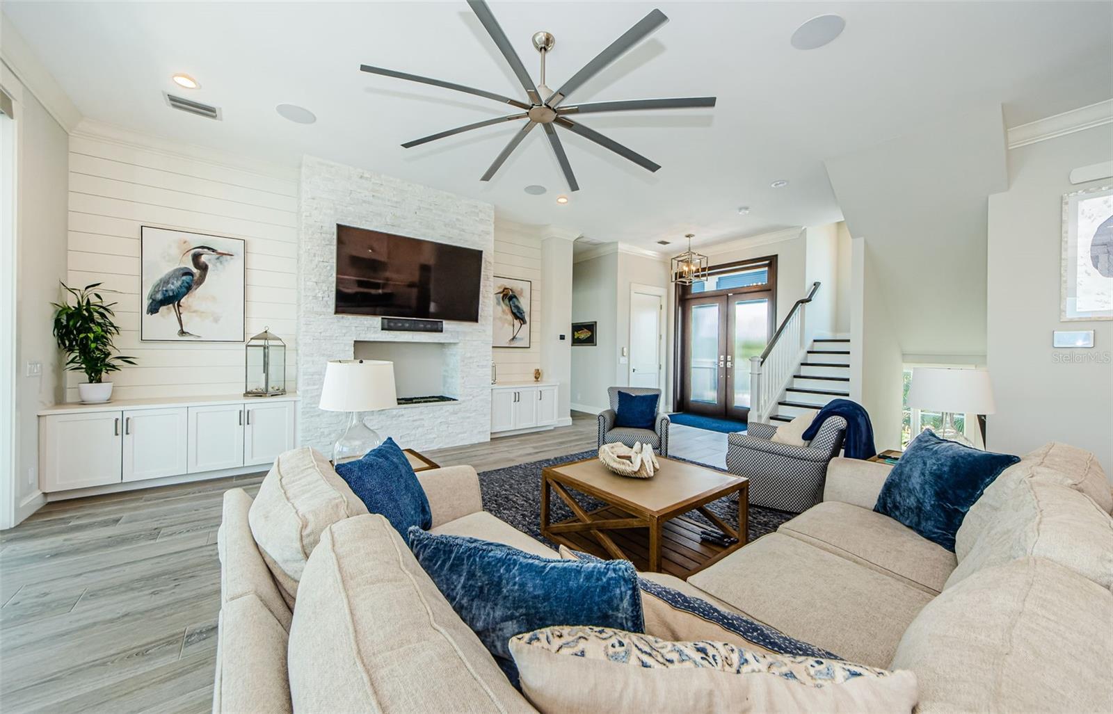 BELLEVUE ESTATES ISLAND 2ND ADD - Residential