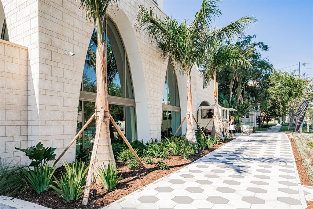 Photo of 126 4th Avenue NE #602, St Petersburg, FL 33701 (MLS # TB8422114)