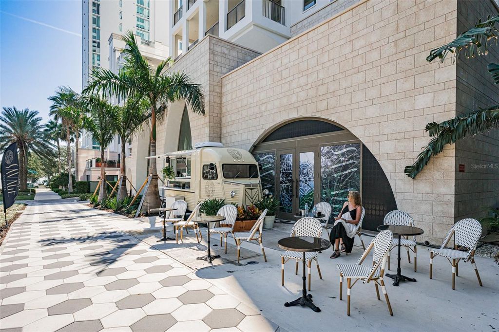 Photo of 126 4th Avenue NE #602, St Petersburg, FL 33701 (MLS # TB8422114)