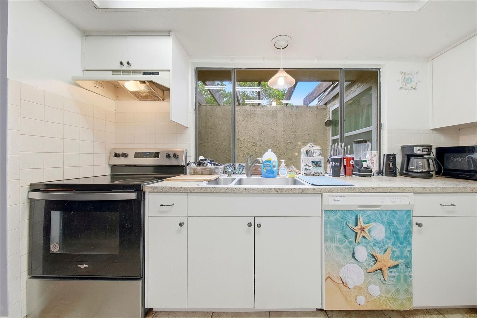 BEACON WOODS VILLAGE - Residential