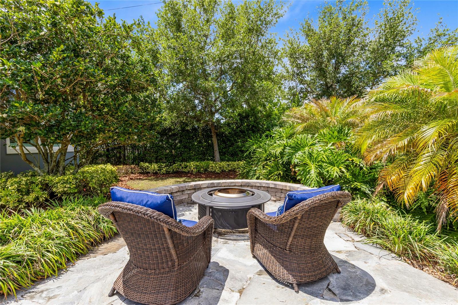 LAUREATE PARK - Residential