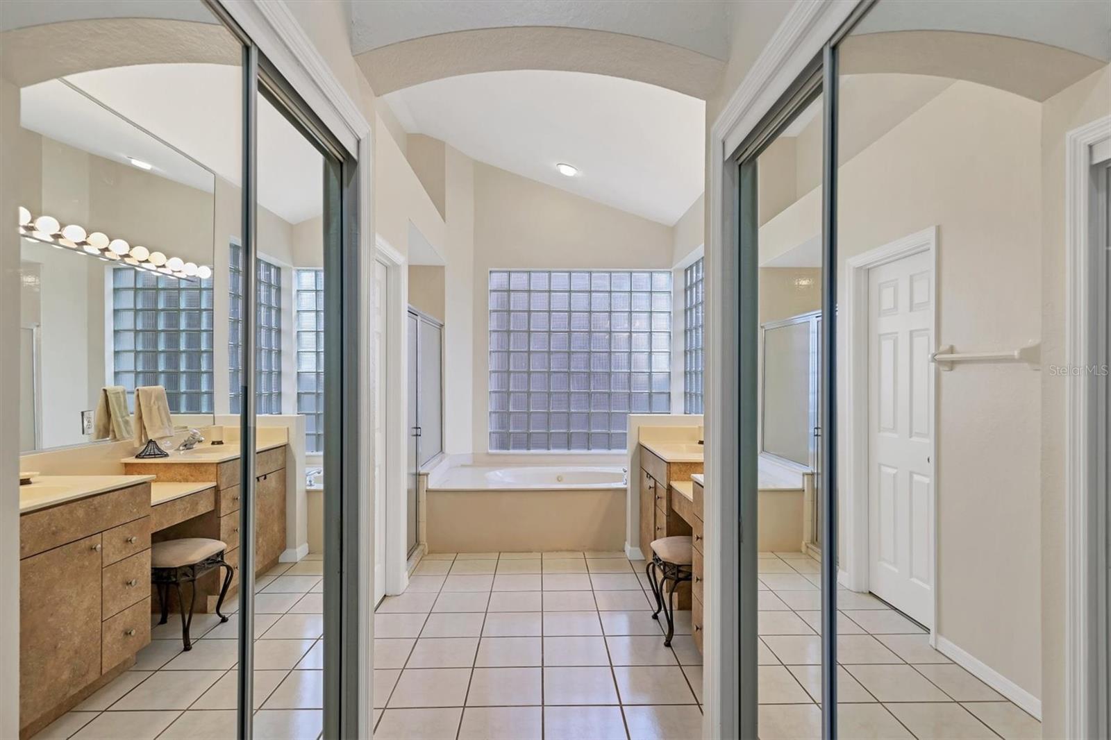 UNIVERSITY PARK - Residential