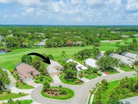 Photo of 7960 Hampton Court, University Park, FL 34201 (MLS # A4658201) Photo of 7960 Hampton Court, University Park, FL 34201 (MLS # A4658201)