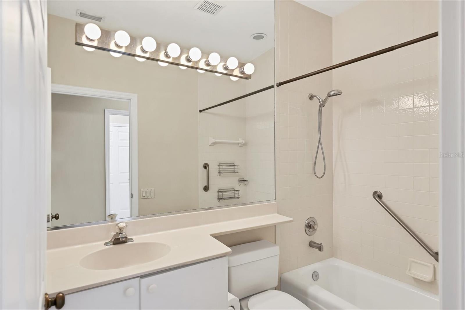 UNIVERSITY PARK - Residential