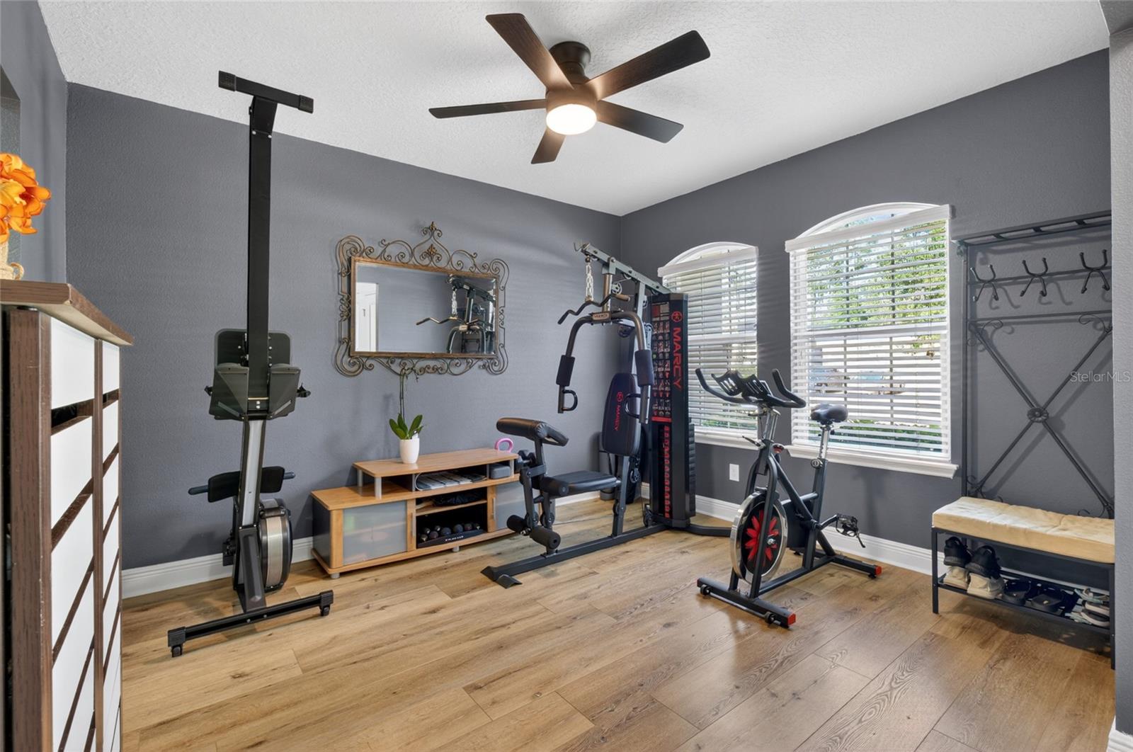 3554 GRETCHEN DRIVE