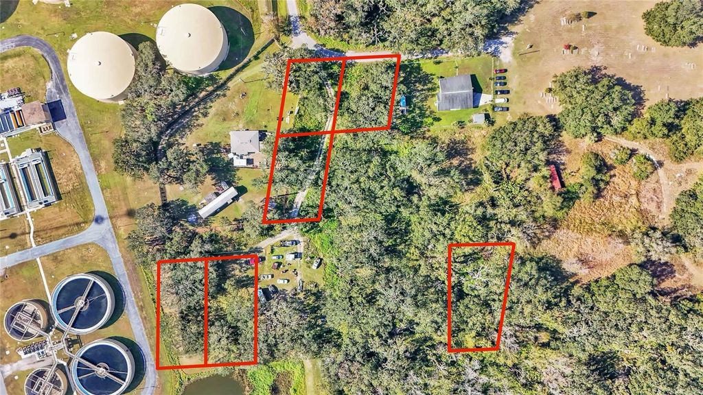 Photo of Arnaz Drive, Mulberry, FL 33860 (MLS # L4953451)