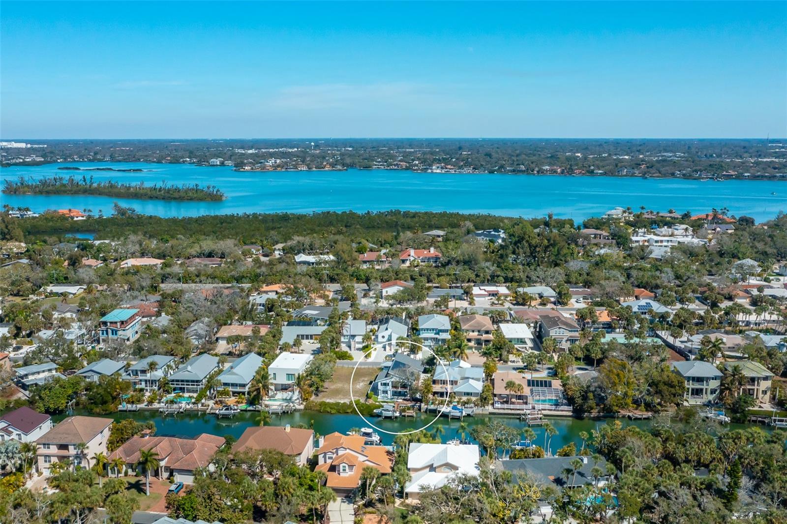 SIESTA BEACH - Residential