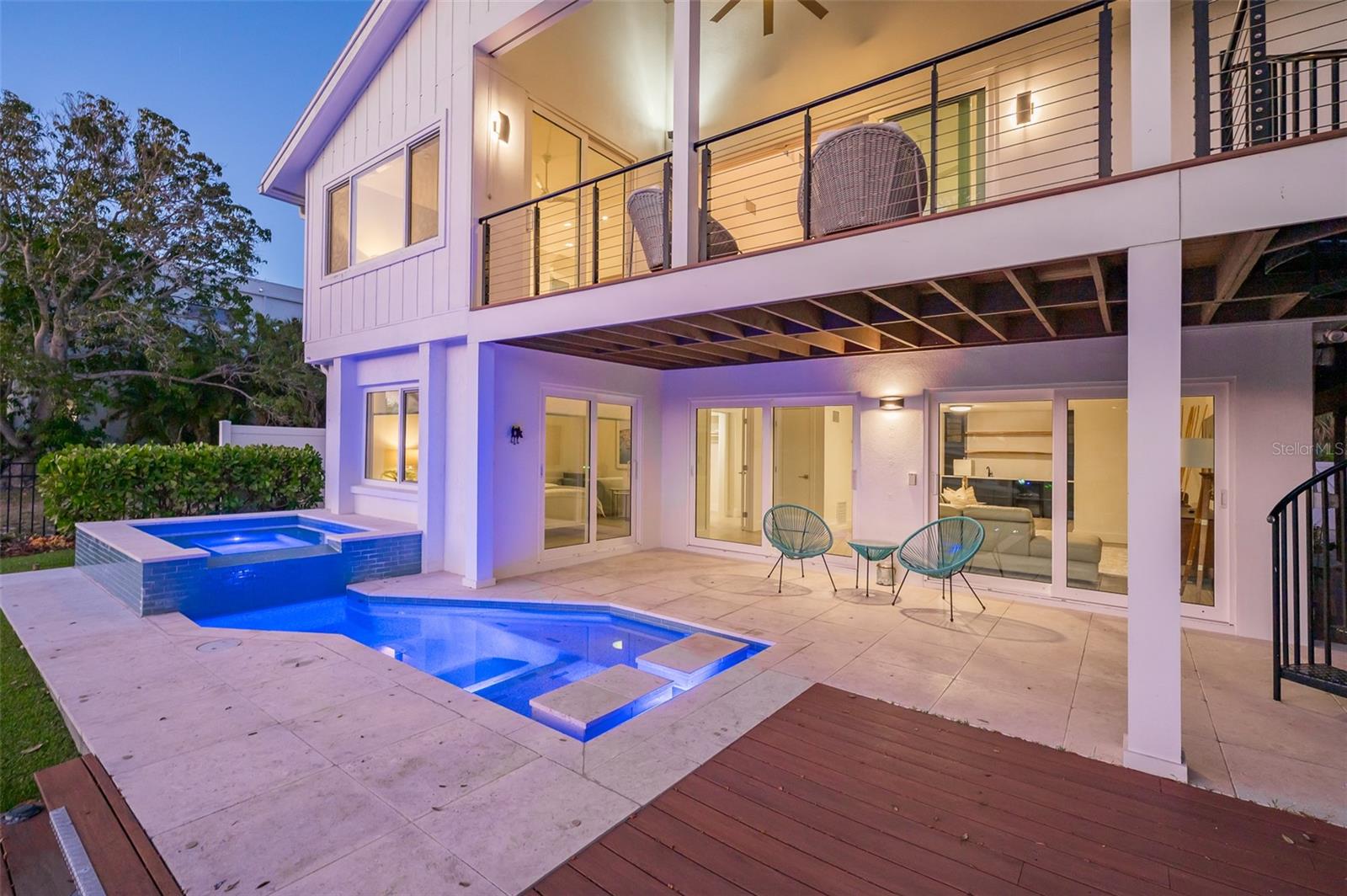 SIESTA BEACH - Residential