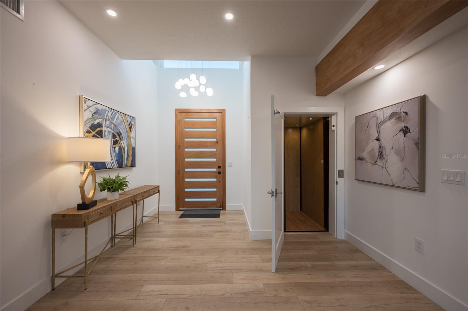 4938 COMMONWEALTH DRIVE