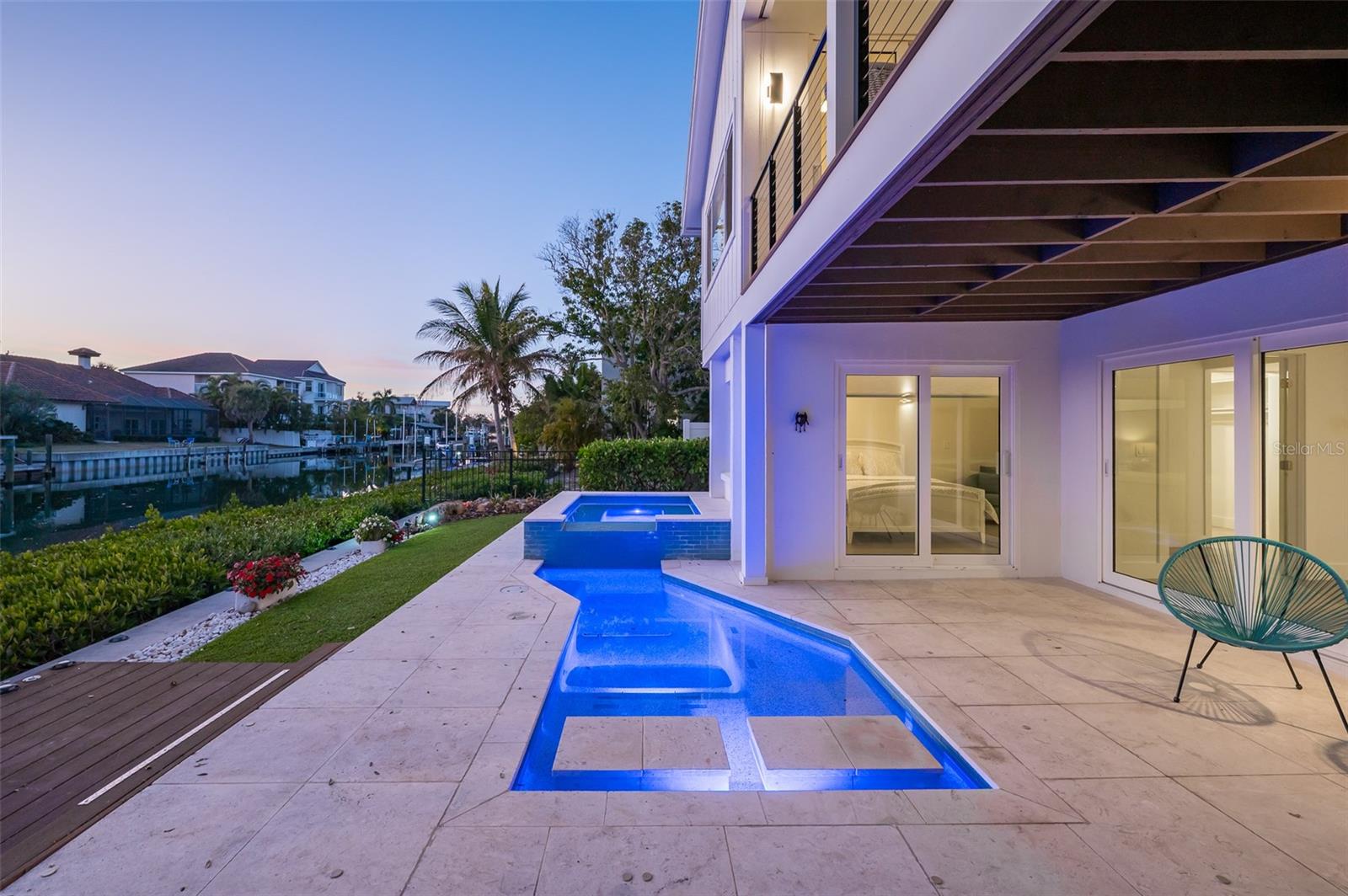 SIESTA BEACH - Residential