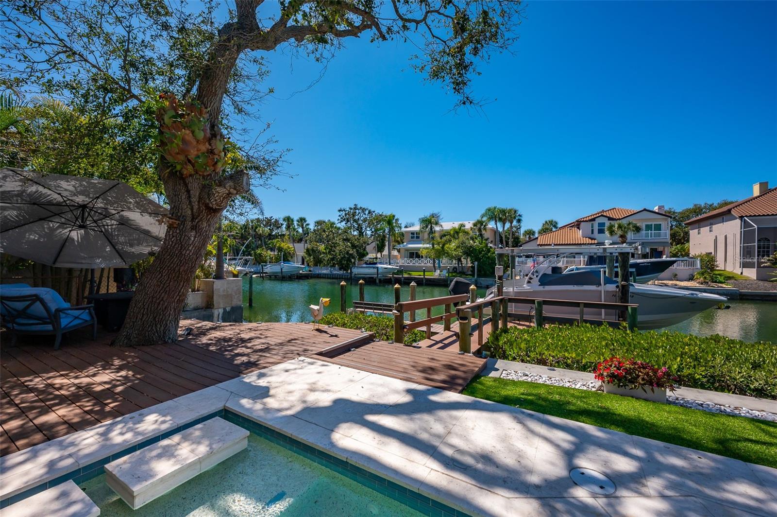 SIESTA BEACH - Residential