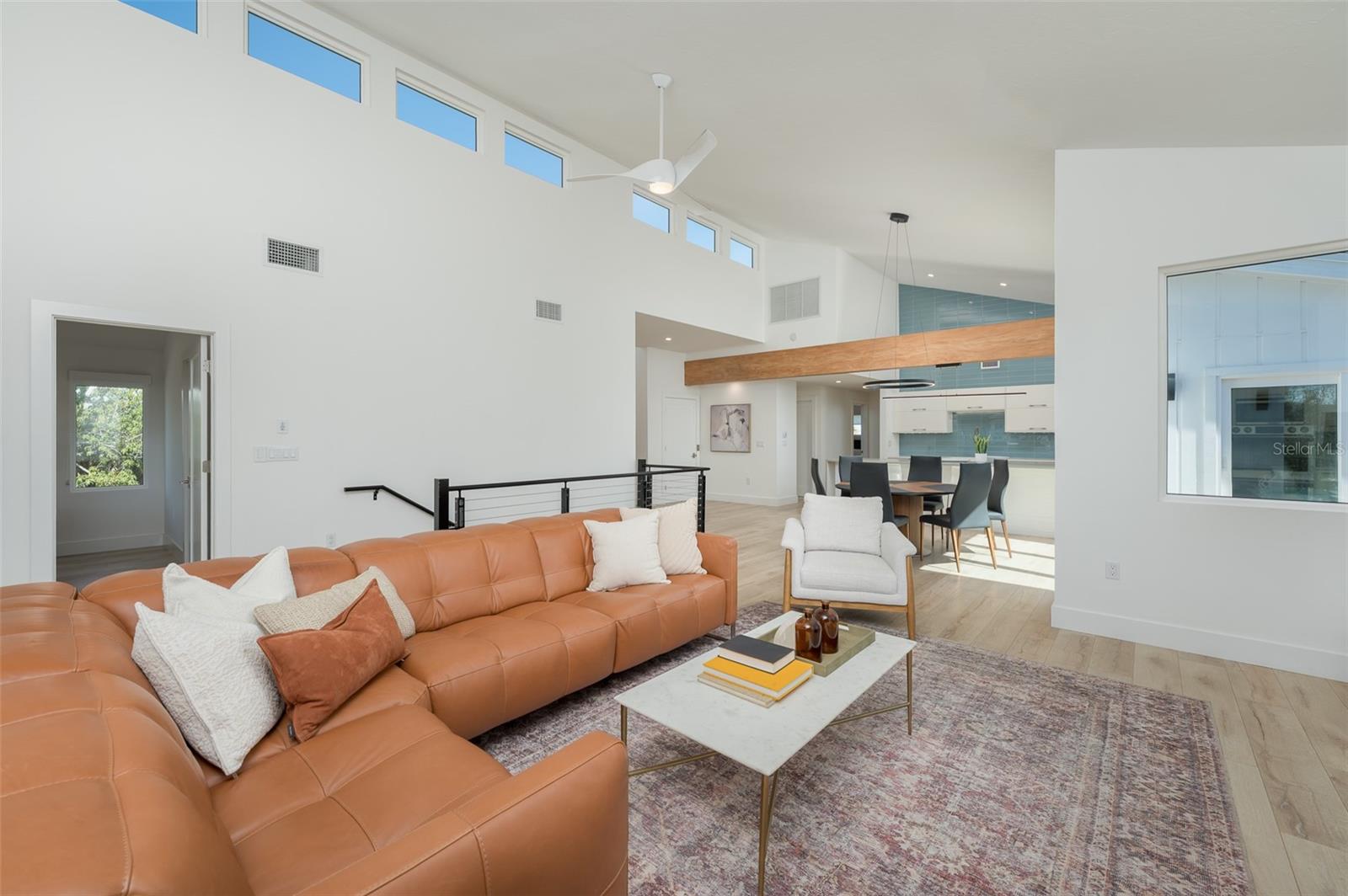 SIESTA BEACH - Residential