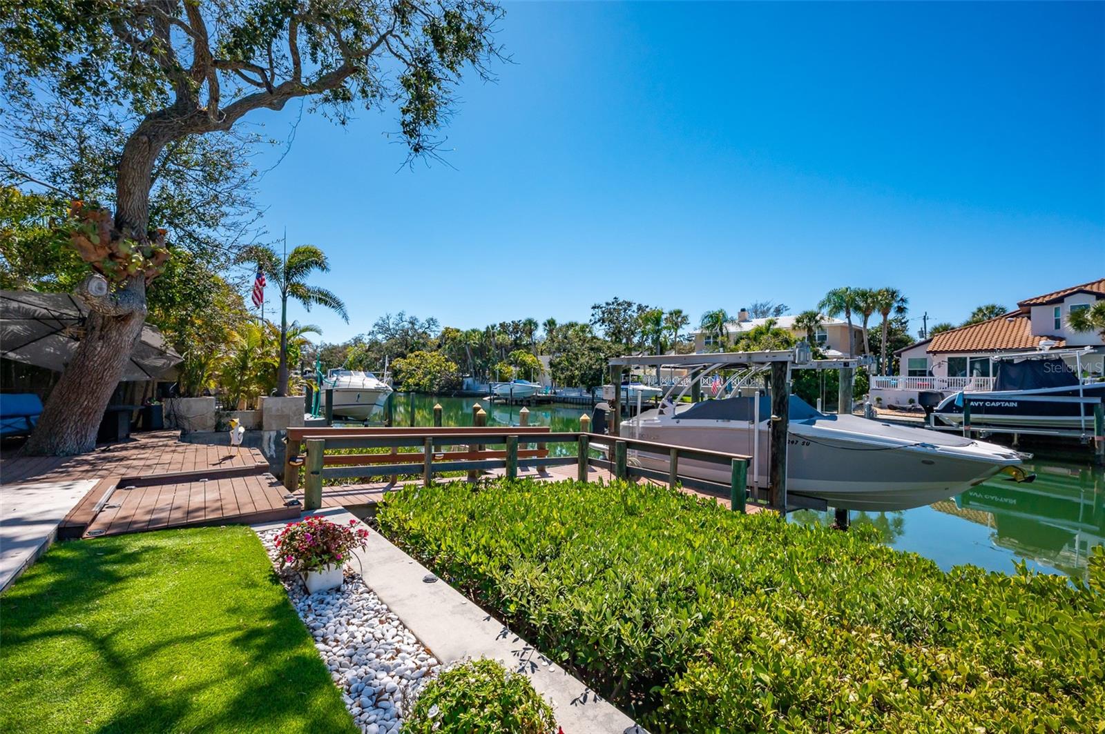 SIESTA BEACH - Residential