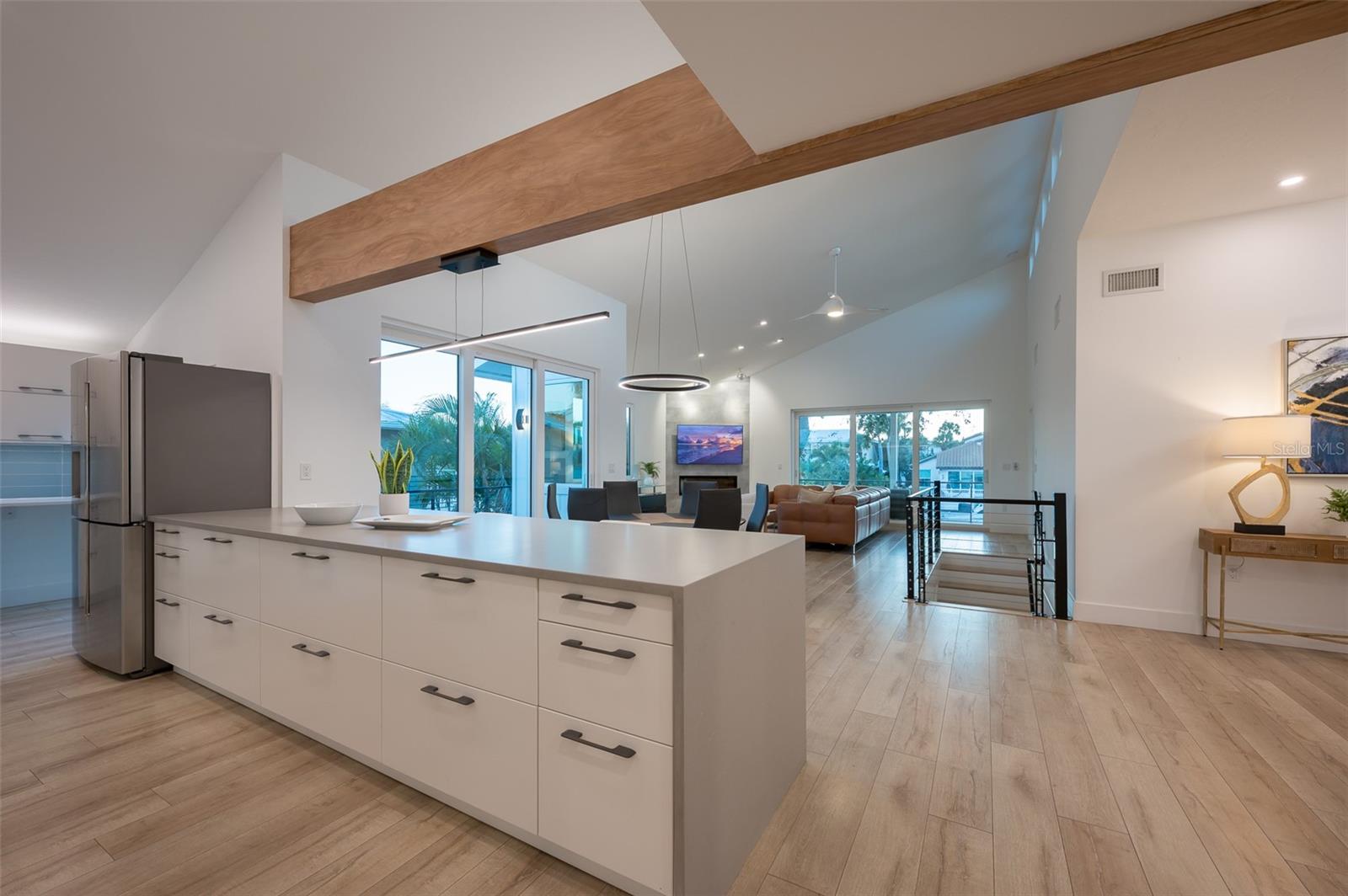 SIESTA BEACH - Residential