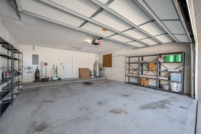 CLUBHOUSE ESTATES OF COUNTRYSIDE - Residential