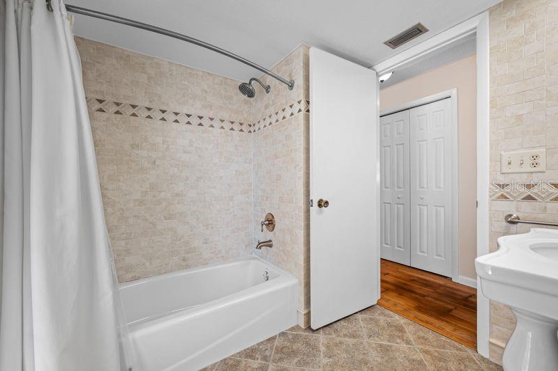 CLUBHOUSE ESTATES OF COUNTRYSIDE - Residential