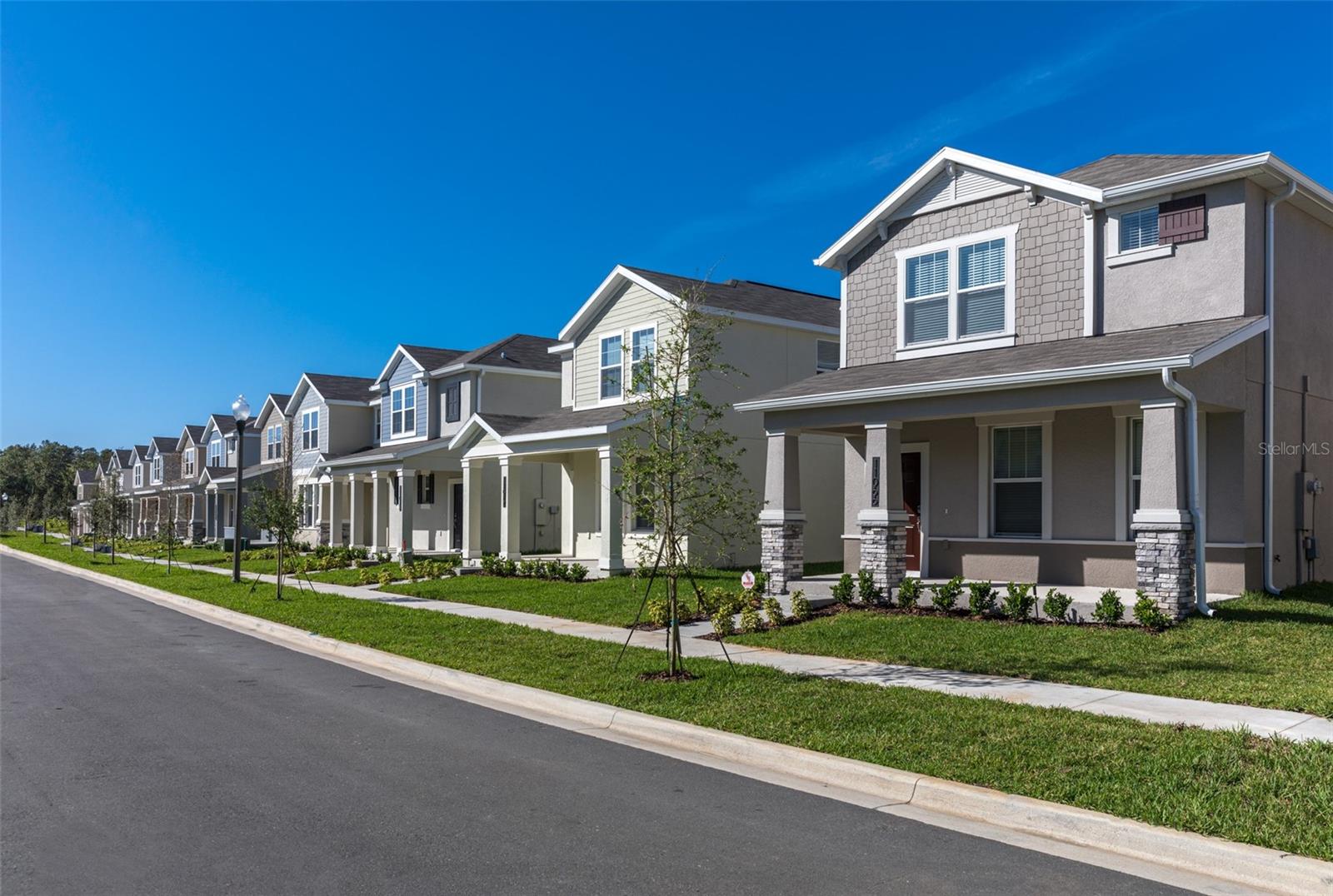 STOREY GROVE 25 TH - Residential