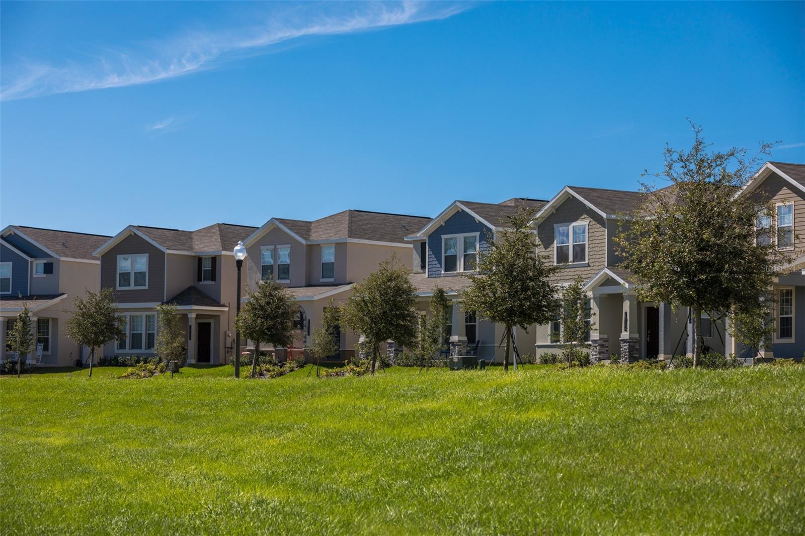 STOREY GROVE 25 TH - Residential