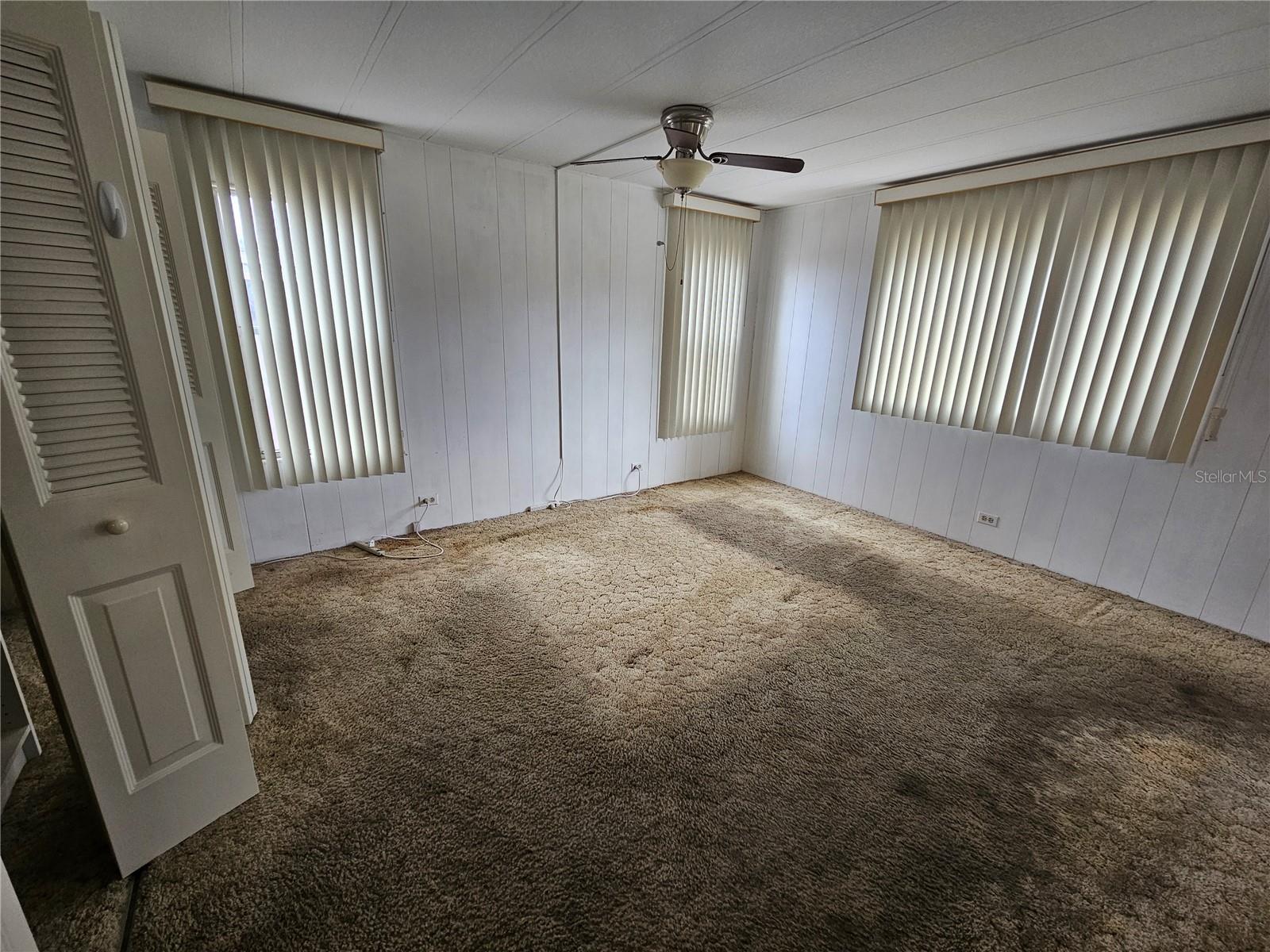 CASA LOMA MOBILEHOME - Residential