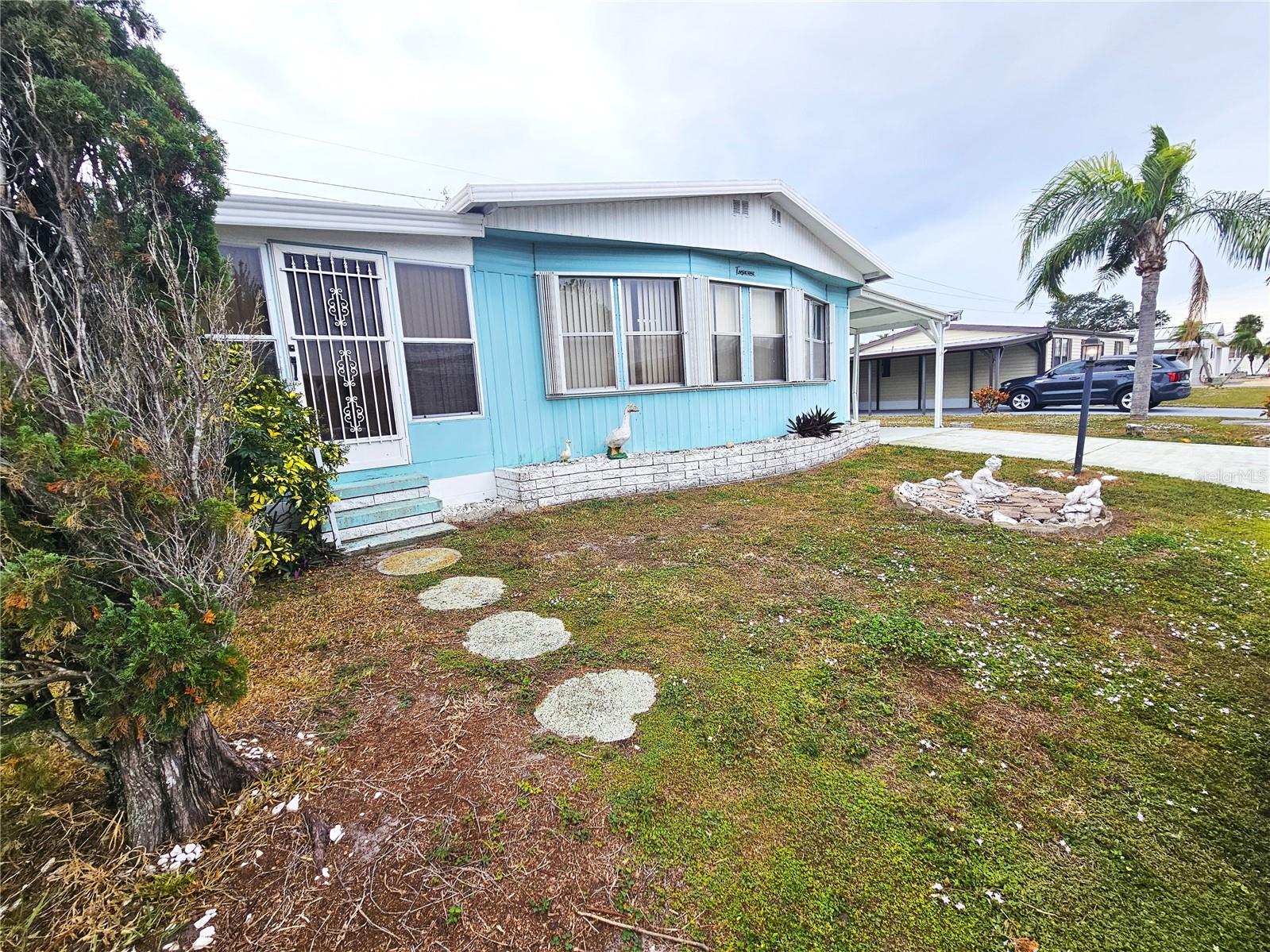 CASA LOMA MOBILEHOME - Residential