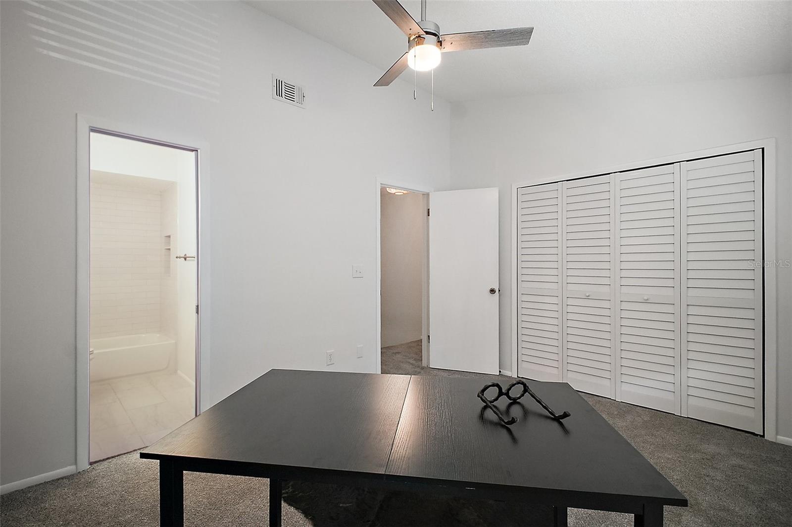 SANDLEWOOD CREEK CONDO PH 10 - Residential