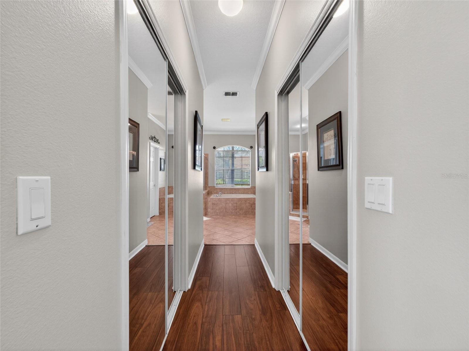 OAKS WINDERMERE 47/57 - Residential