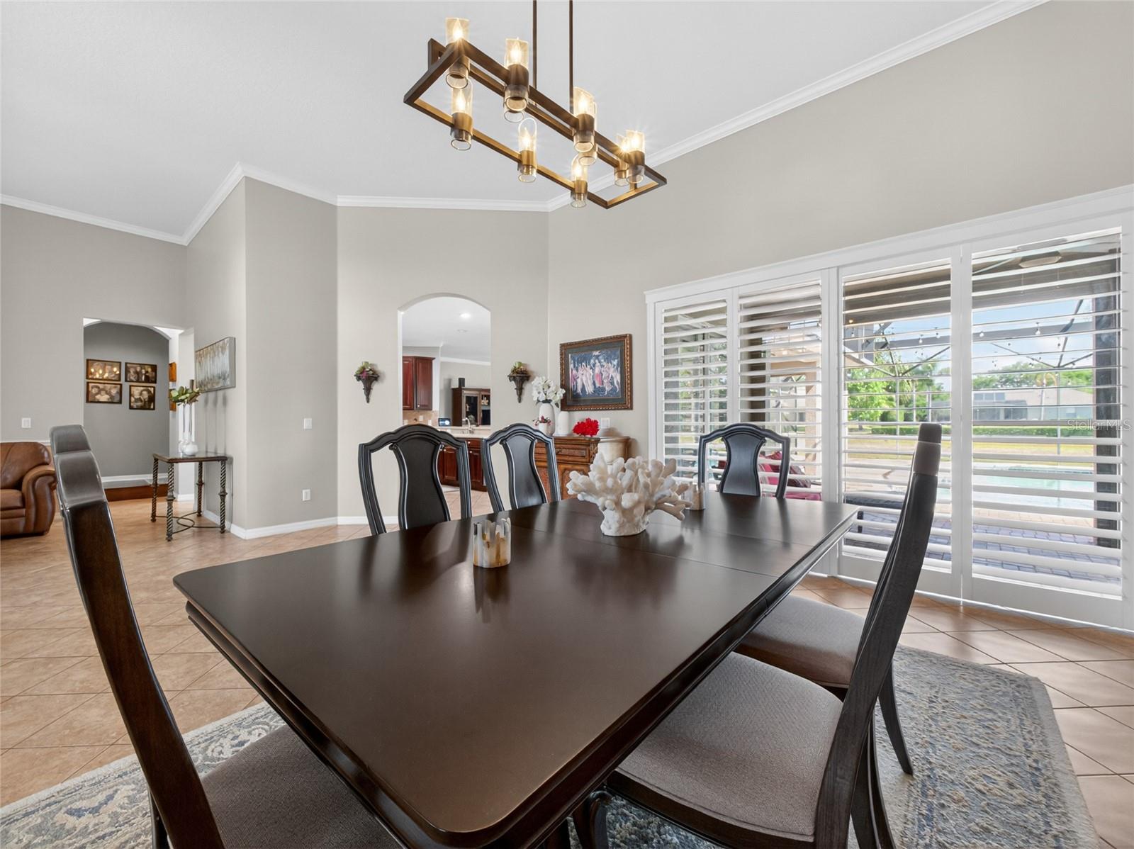 OAKS WINDERMERE 47/57 - Residential