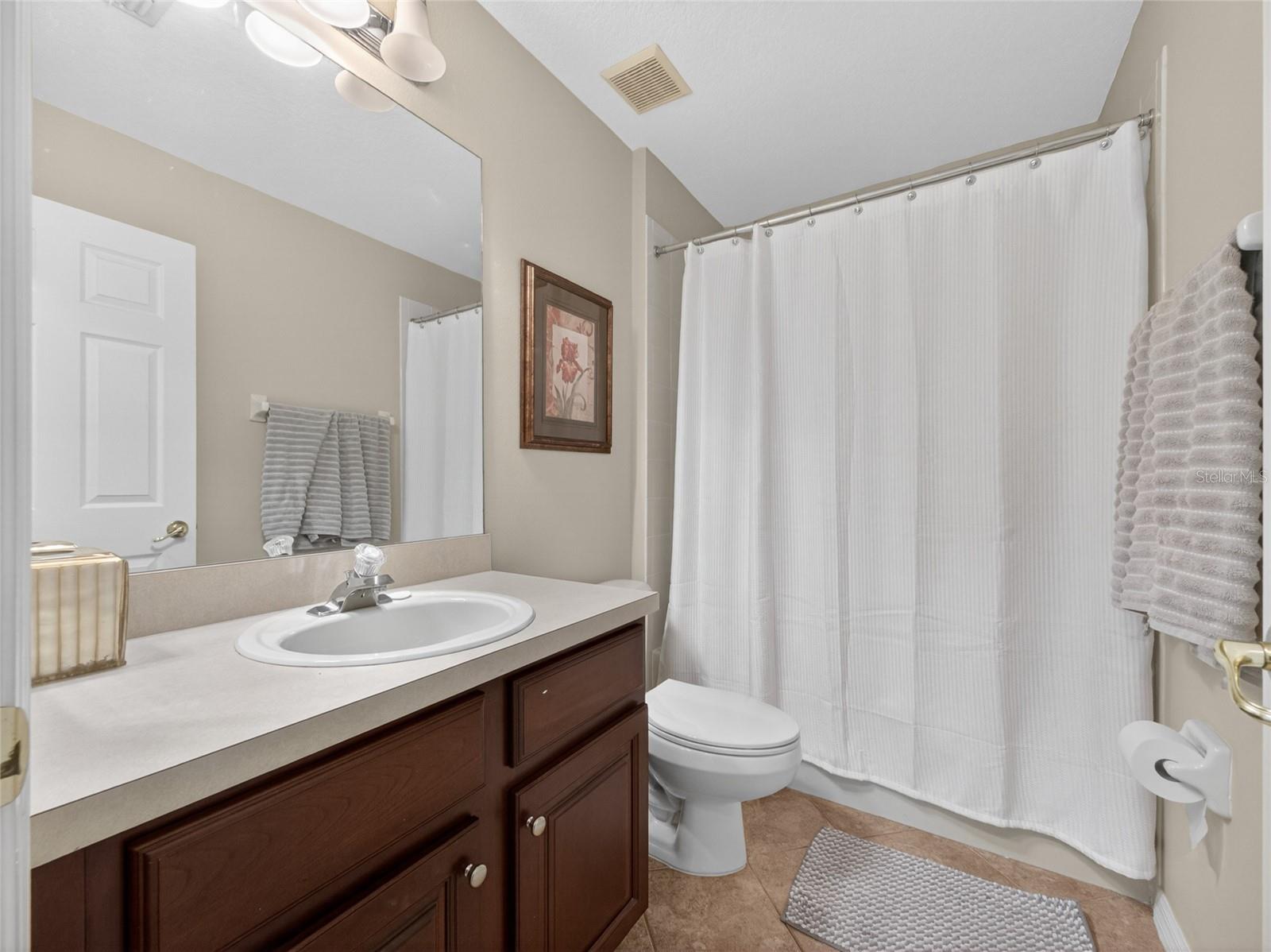 OAKS WINDERMERE 47/57 - Residential