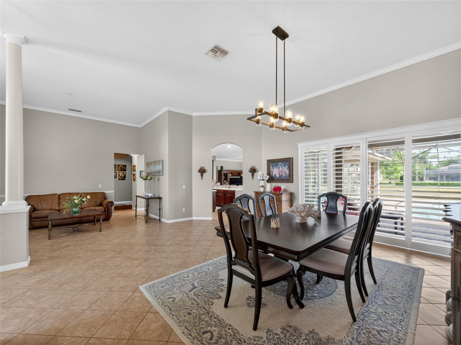 OAKS WINDERMERE 47/57 - Residential