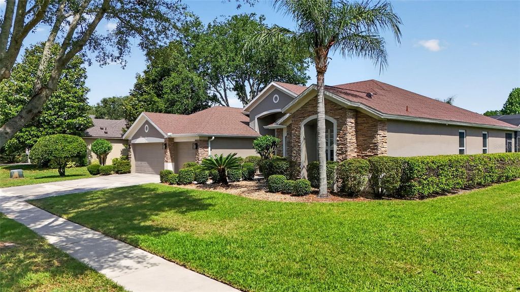 Photo of 10354 Oakview Pointe Terrace, Gotha, FL 34734 (MLS # O6404503)
