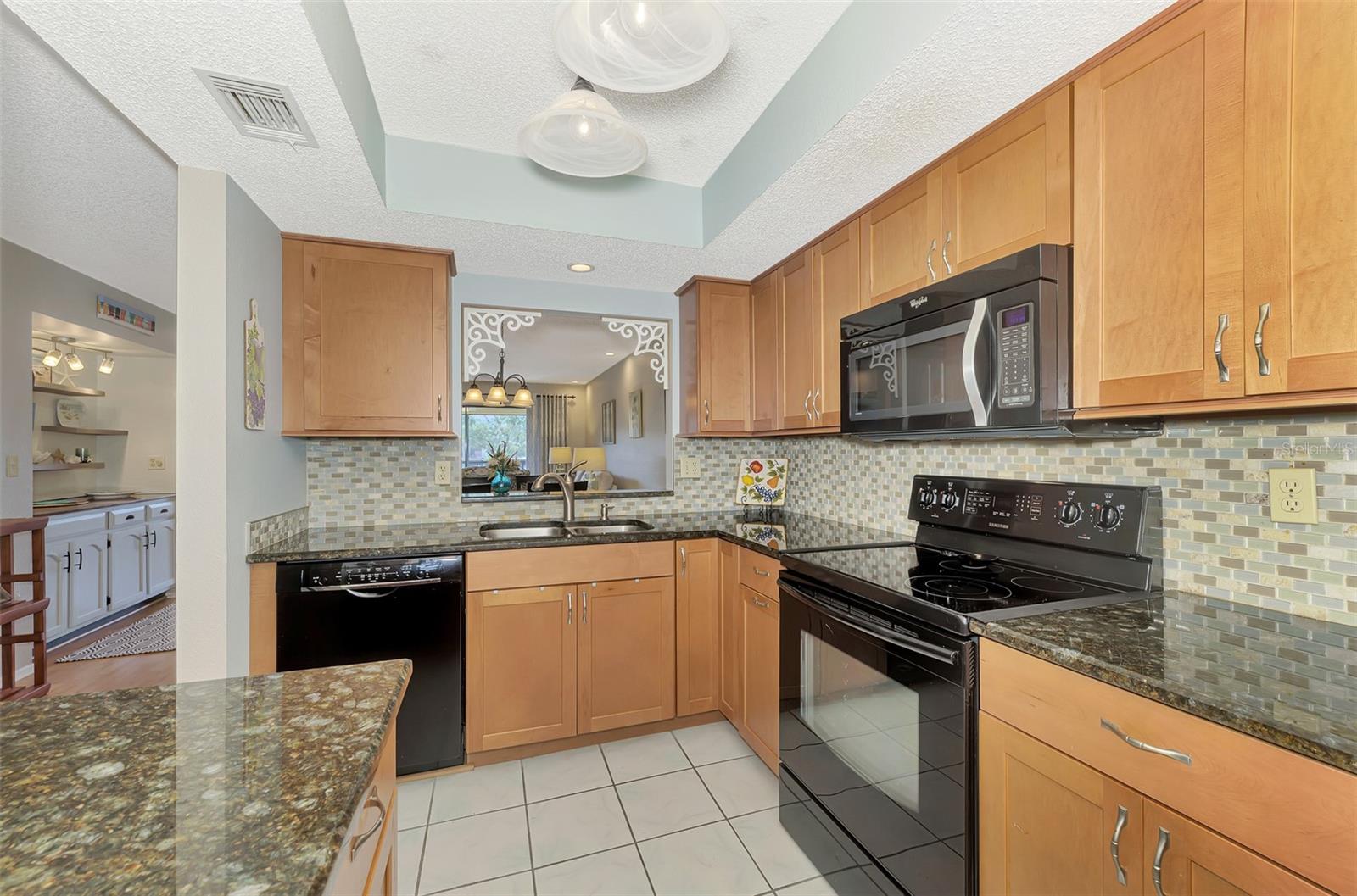 MISSION LAKES - Residential