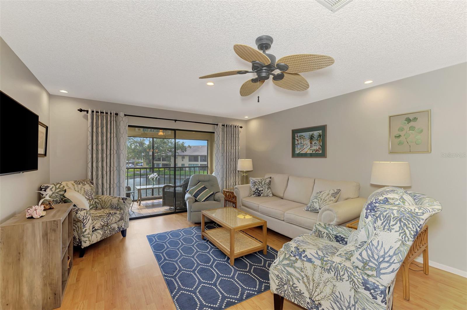 MISSION LAKES - Residential