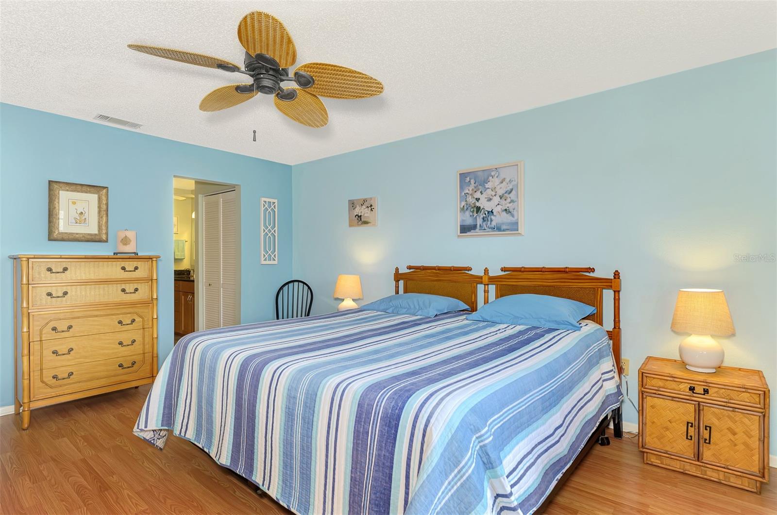 MISSION LAKES - Residential