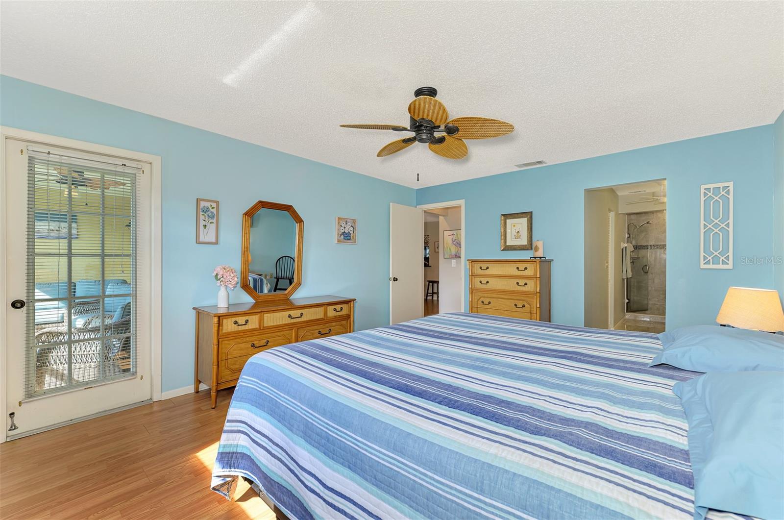 MISSION LAKES - Residential