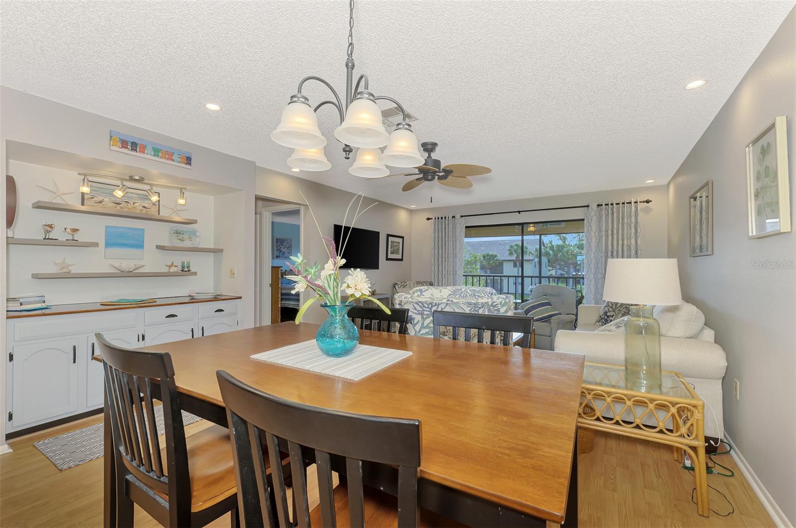 MISSION LAKES - Residential