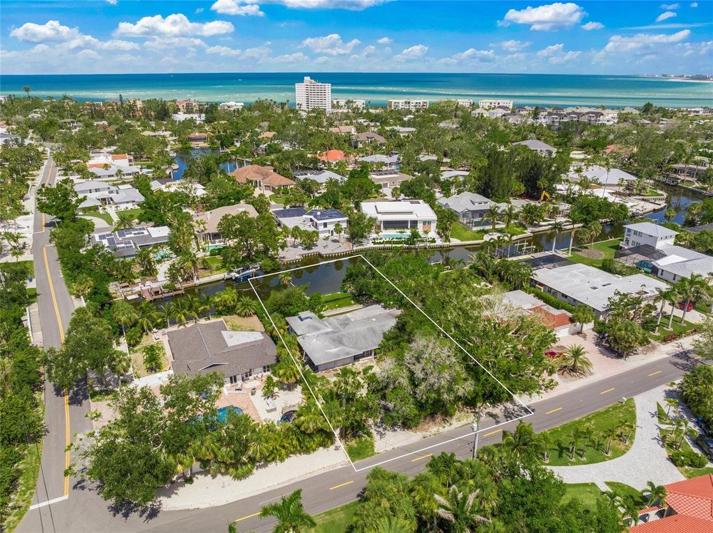 Photo of 4920 Higel Avenue, Sarasota, FL 34242 (MLS # A4658092)
