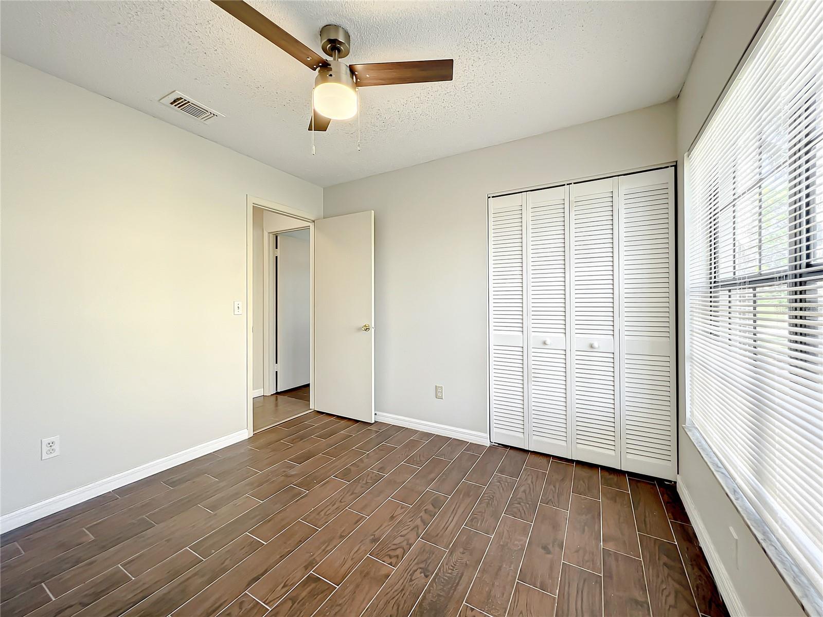 HUNTERS CREEK TR 145 PH 02 - Residential Lease