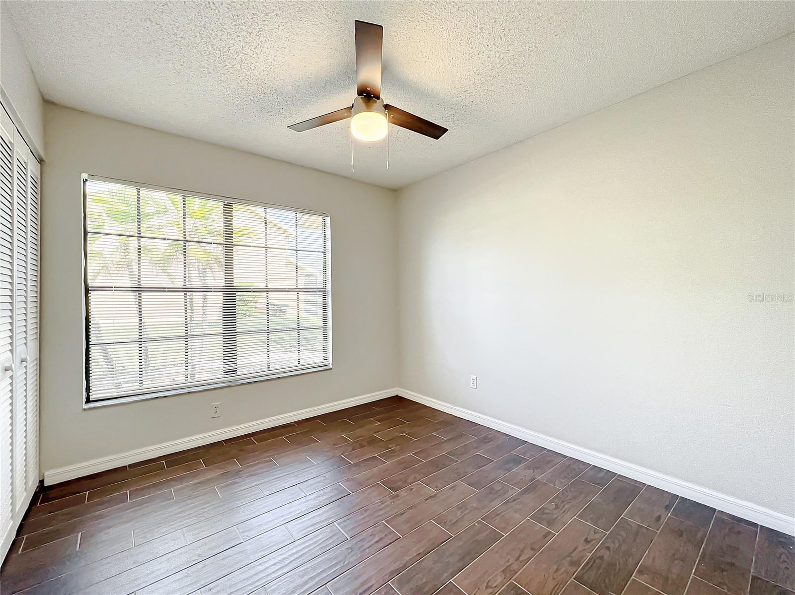 HUNTERS CREEK TR 145 PH 02 - Residential Lease