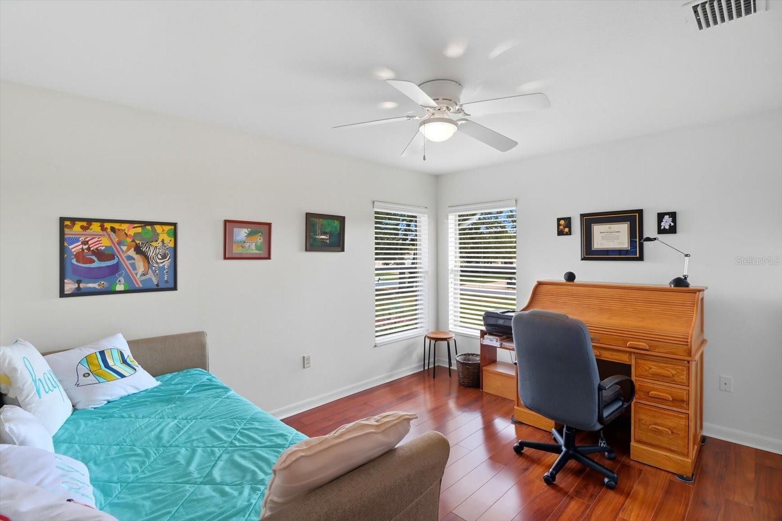 LAUREL RIDGE 02 - Residential