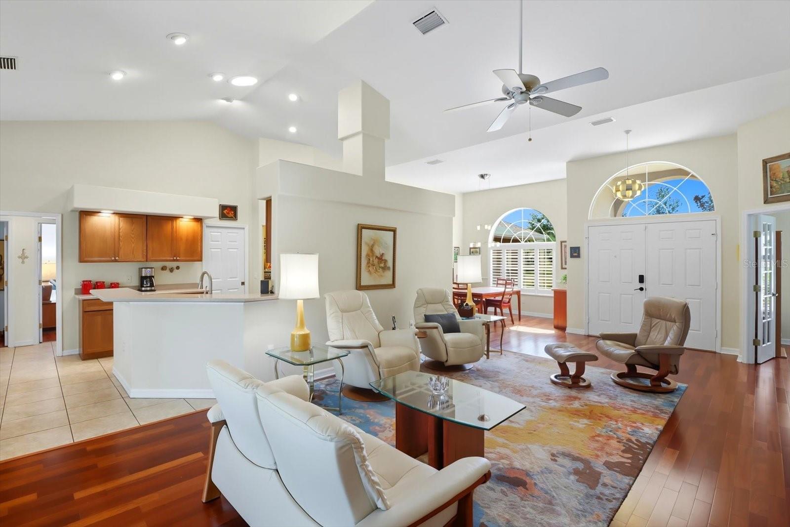 LAUREL RIDGE 02 - Residential