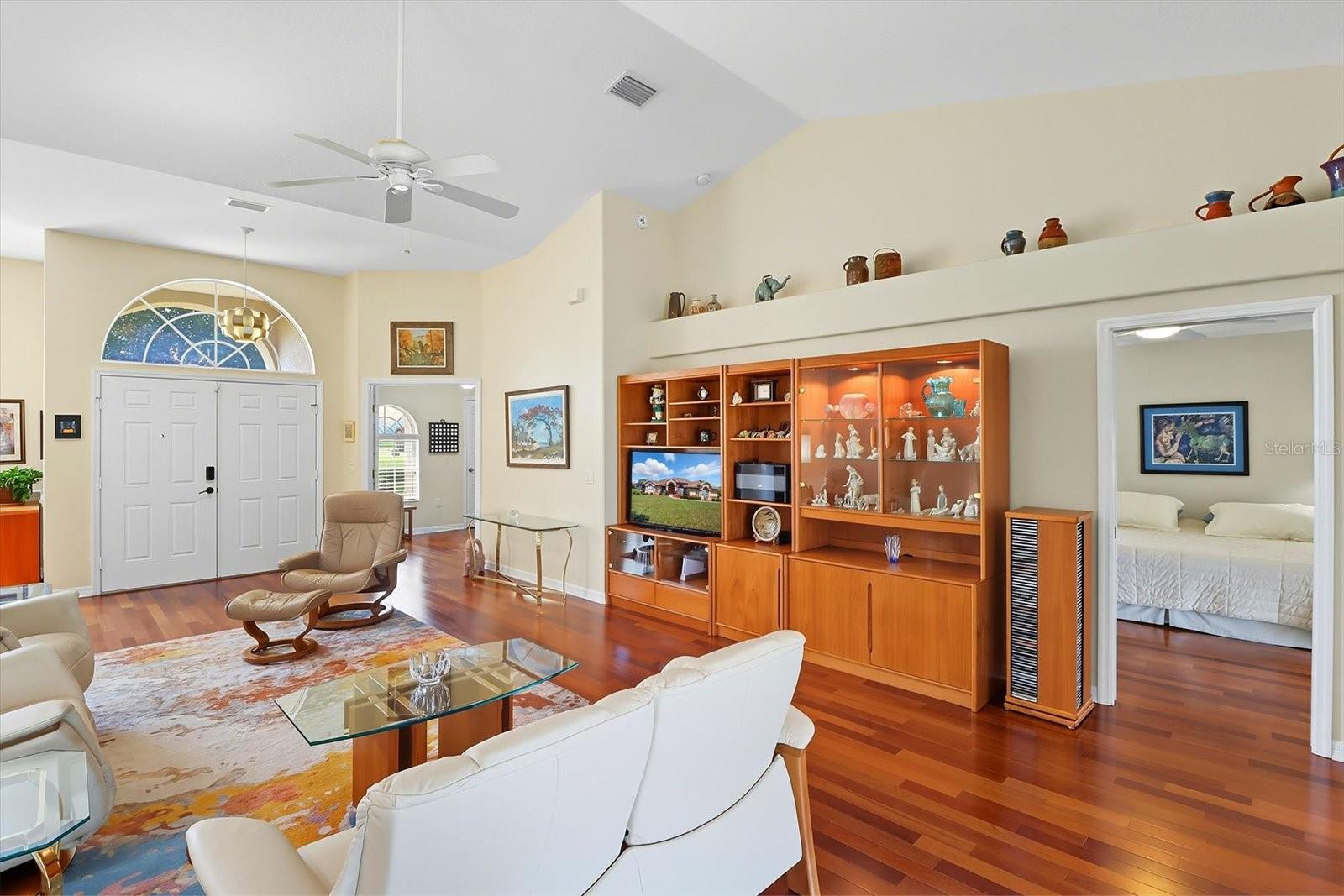 LAUREL RIDGE 02 - Residential