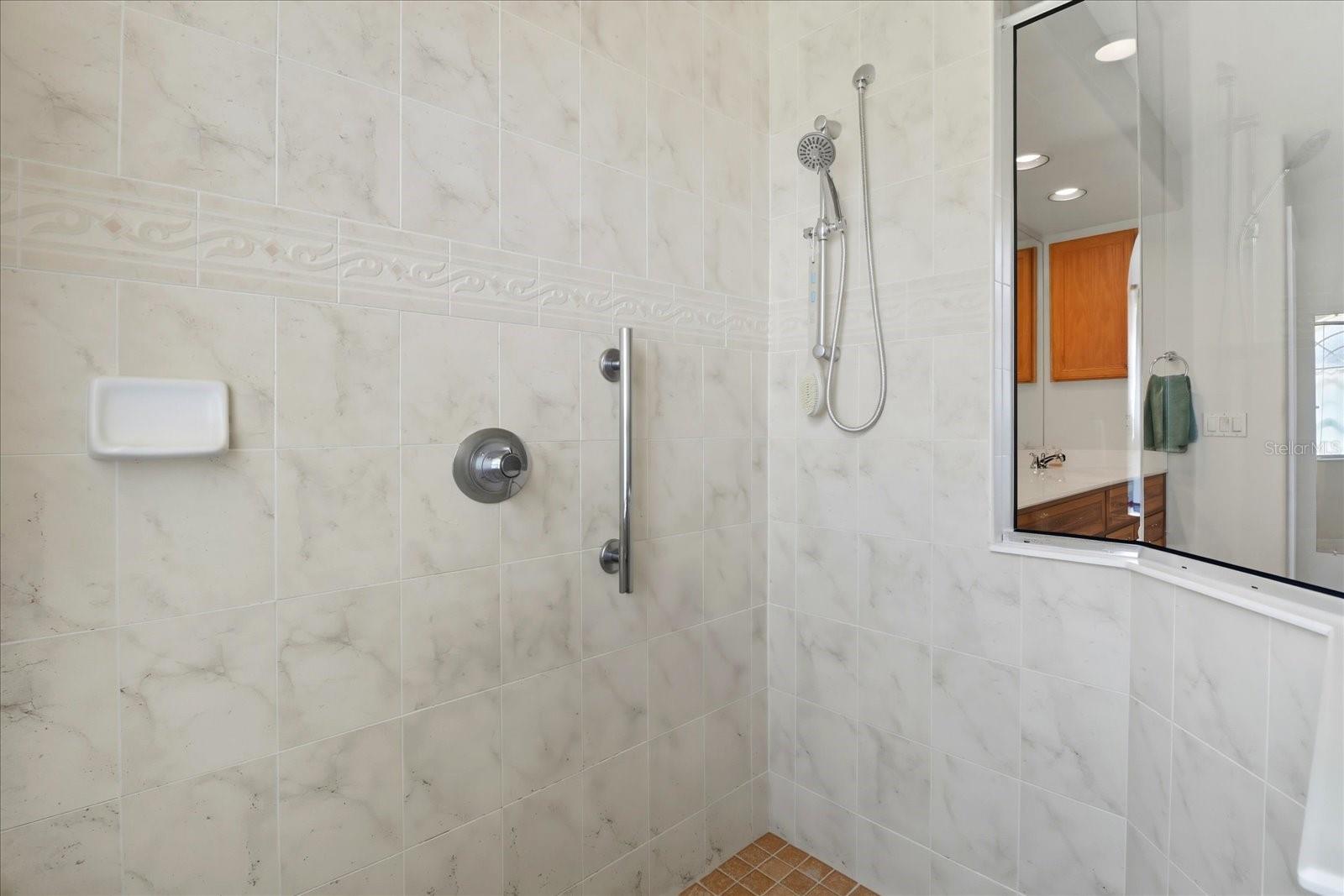 LAUREL RIDGE 02 - Residential