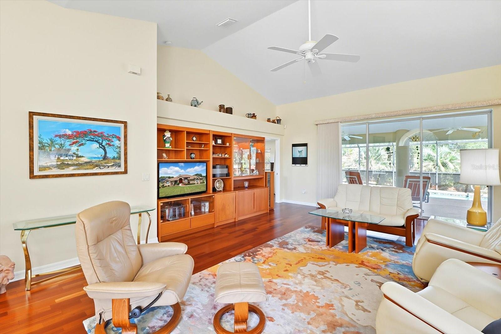 LAUREL RIDGE 02 - Residential