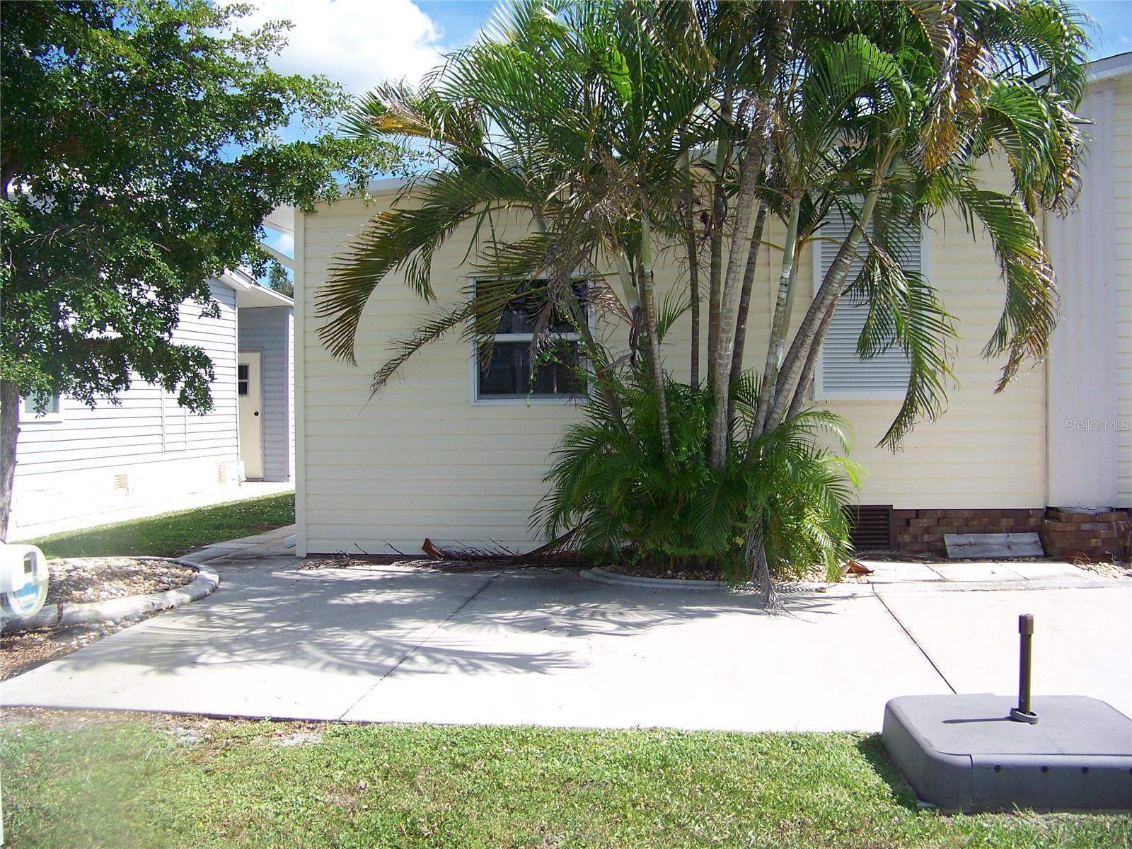BURNT STORE COLONY MHP COOP - Residential