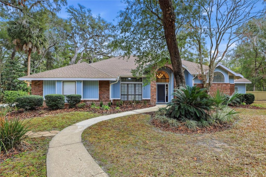 Photo of 4235 SW 91st Drive, Gainesville, FL 32608 (MLS # GC537222)